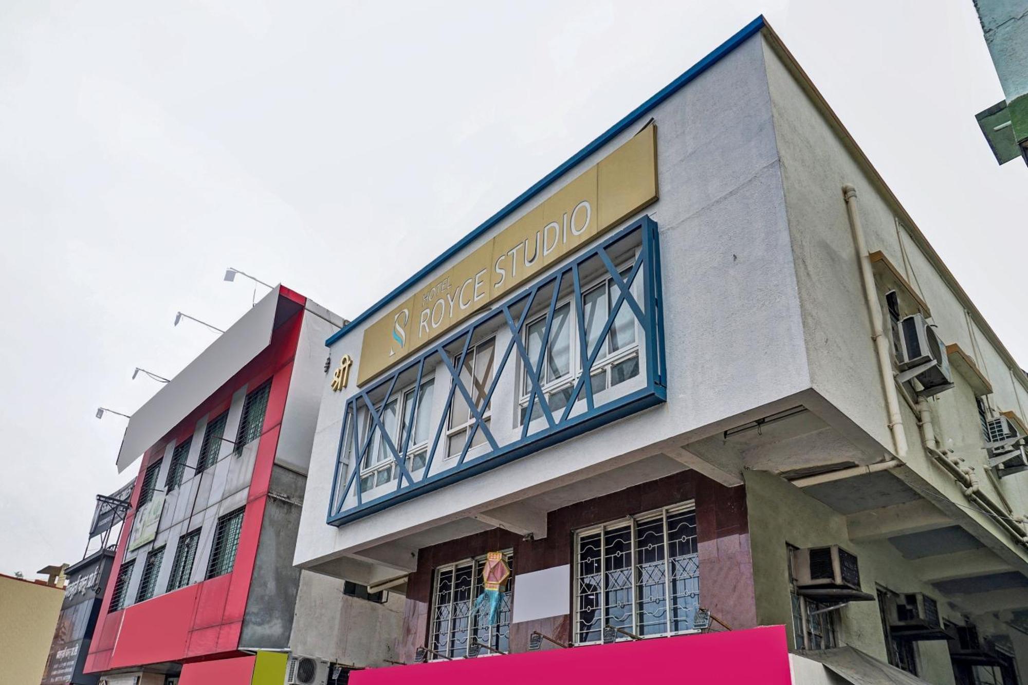 Collection O Royce Studios Near Pune Airport Esterno foto